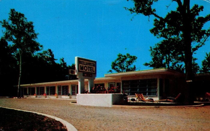 Bella Vista Inn - Vintage Motel (newer photo)